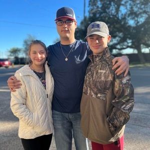 Meet your Posher, Angela